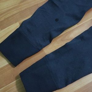 Dark gray lululemon leggings size 6
